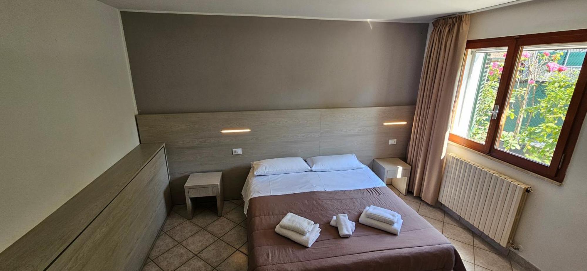 Regina Hotel E Ristorante Punta Marina Ngoại thất bức ảnh