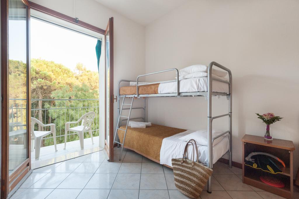 Regina Hotel E Ristorante Punta Marina Ngoại thất bức ảnh