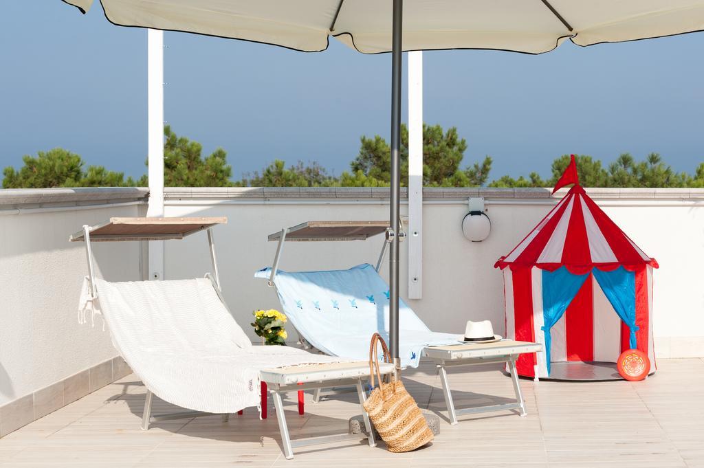 Regina Hotel E Ristorante Punta Marina Ngoại thất bức ảnh