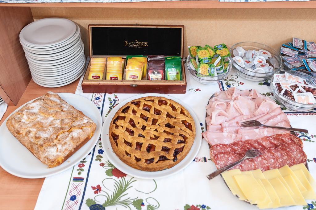 Regina Hotel E Ristorante Punta Marina Ngoại thất bức ảnh