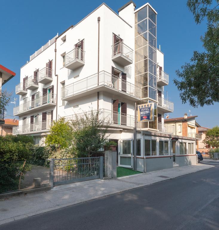 Regina Hotel E Ristorante Punta Marina Ngoại thất bức ảnh