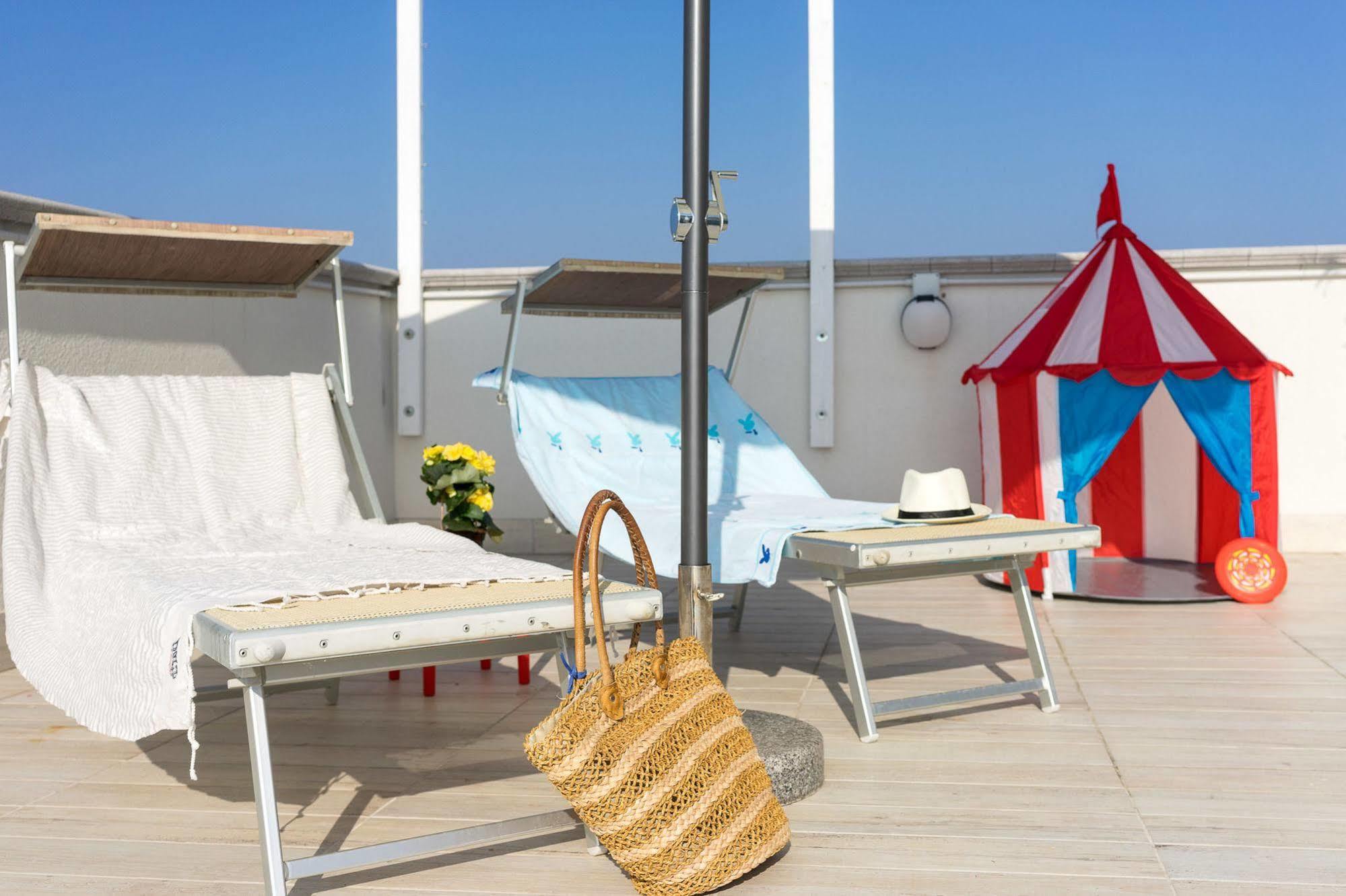 Regina Hotel E Ristorante Punta Marina Ngoại thất bức ảnh