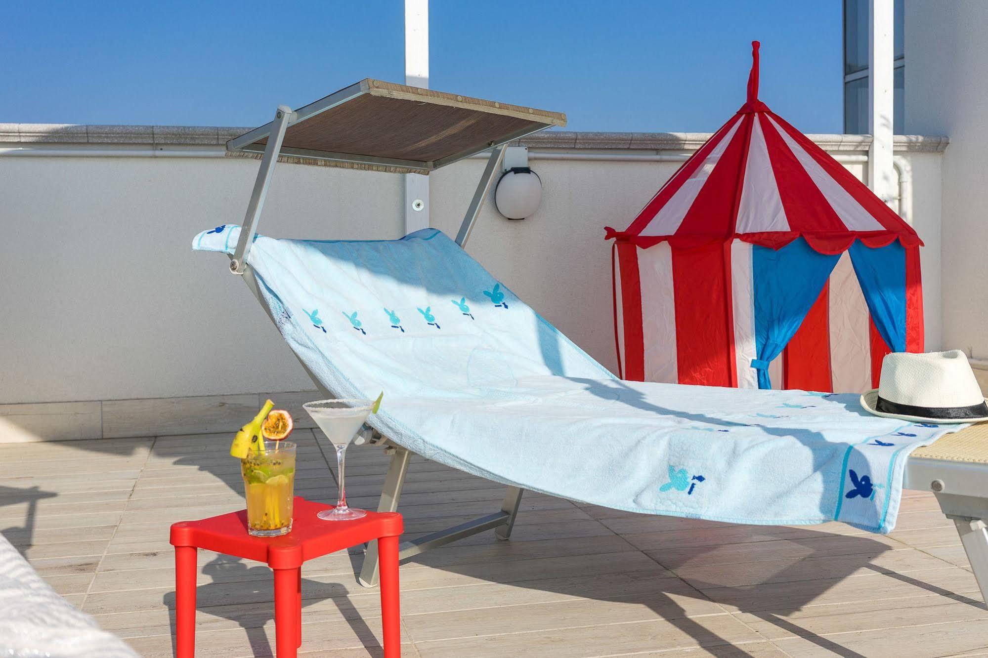 Regina Hotel E Ristorante Punta Marina Ngoại thất bức ảnh